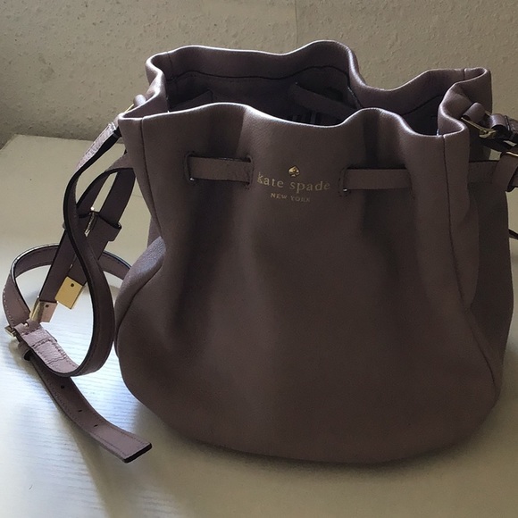 Kate Spade Cobble Hill Bucket Bag - Picture 4 of 8